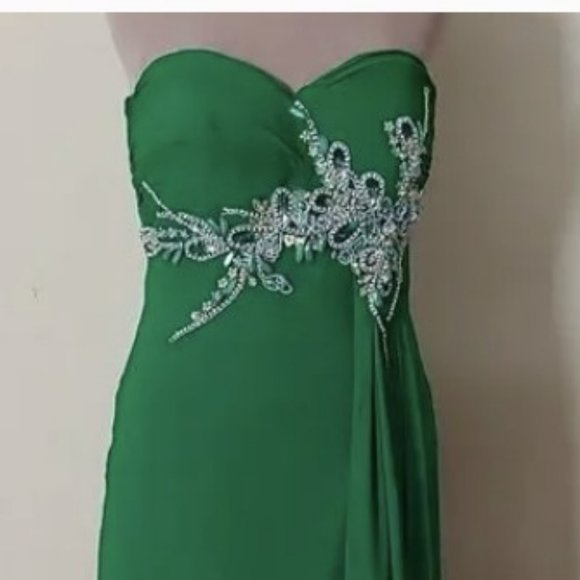 NWT Favian Strapless Long Gown - Picture 3 of 3